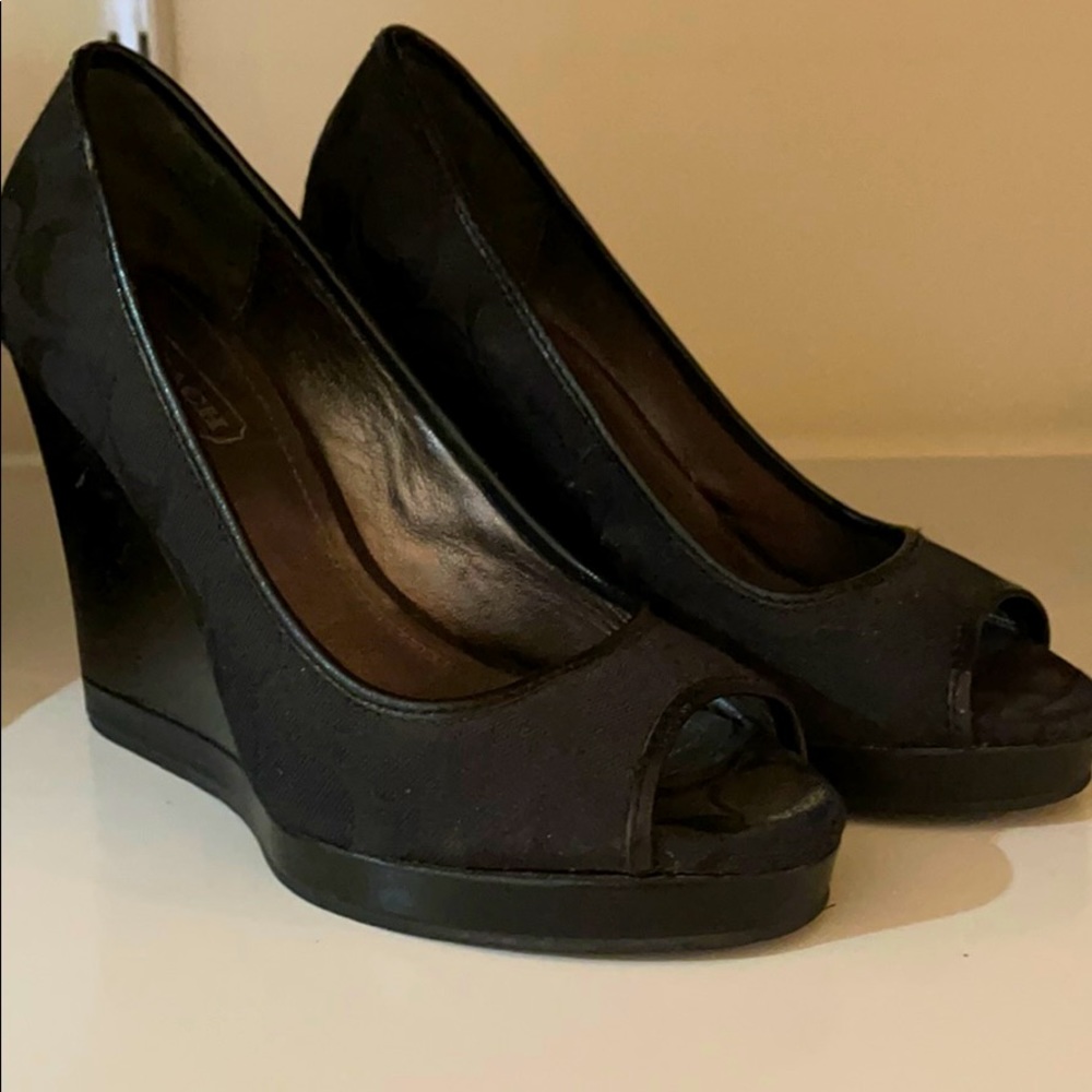 Coach size 6M black open toe platform wedges